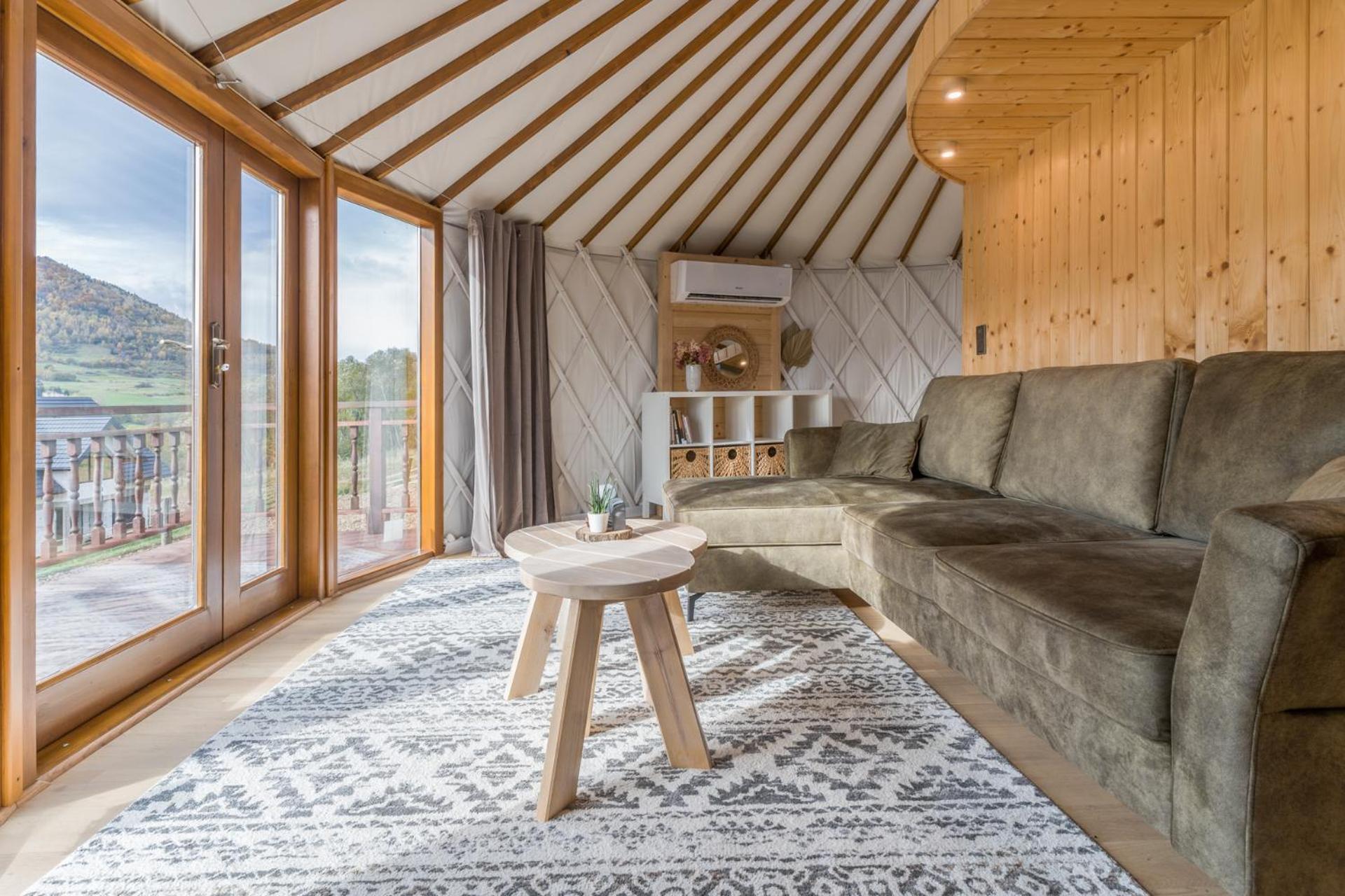 Gorski Glamping - Caloroczne Jurty Z Widokiem Tylmanowa Zewnętrze zdjęcie