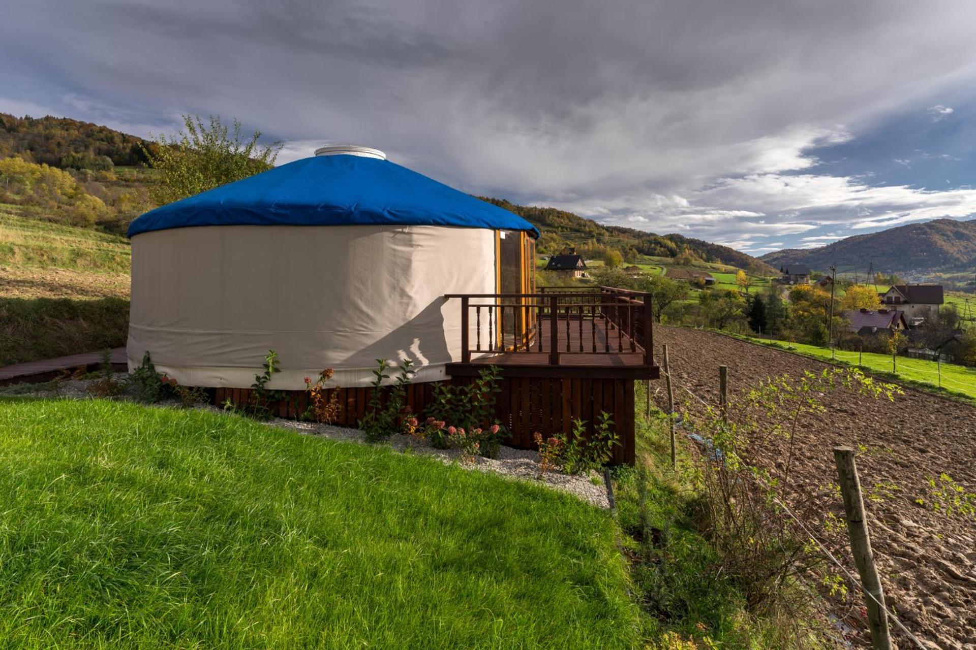Gorski Glamping - Caloroczne Jurty Z Widokiem Tylmanowa Zewnętrze zdjęcie